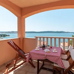 https://villa-tonina.splithotels.org